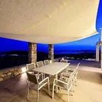 Stunning New With Great Pool Area, Magnificent Panoramic Sea View - Paros 빌라