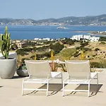 Villa Stunning New With Great Pool Area, Magnificent Panoramic Sea View - Paros Alikí