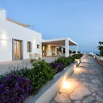 Stunning New With Great Pool Area, Magnificent Panoramic Sea View - Paros * Alikí